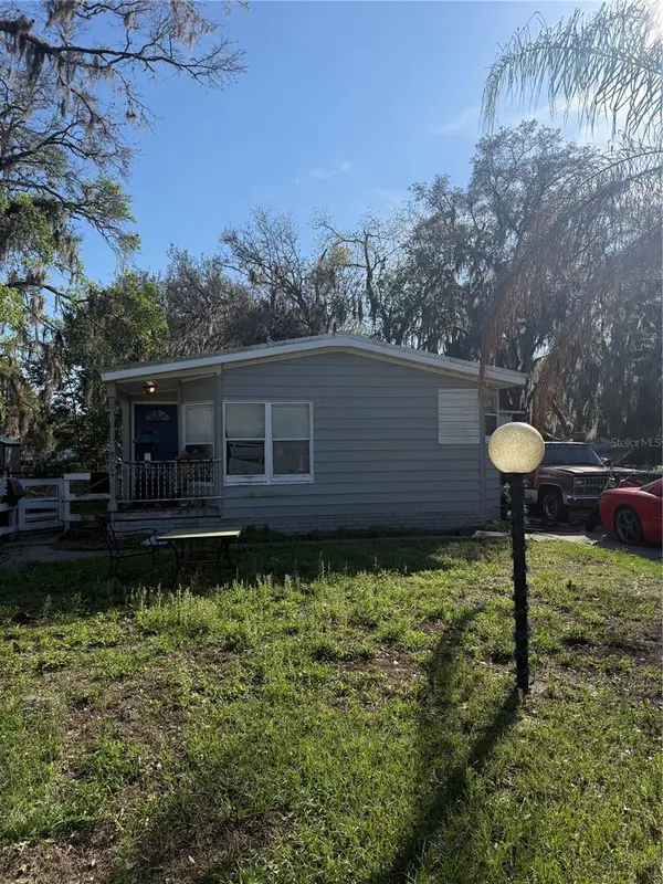 8602 TREASURE ISLAND RD, Leesburg, FL 34788