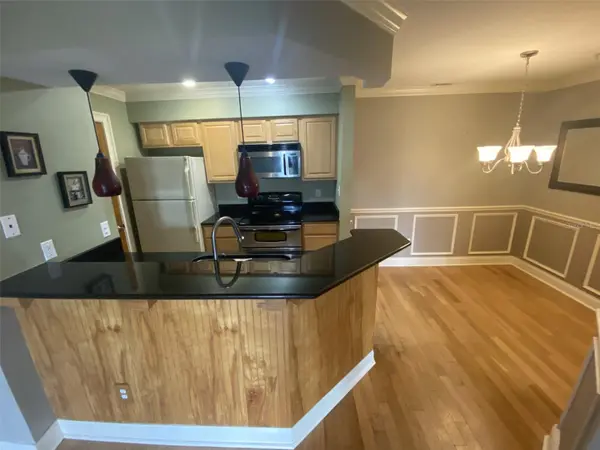 246 AFTON SQ #203, Altamonte Springs, FL 32714