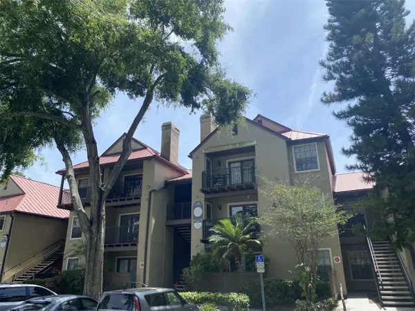 246 AFTON SQ #203, Altamonte Springs, FL 32714