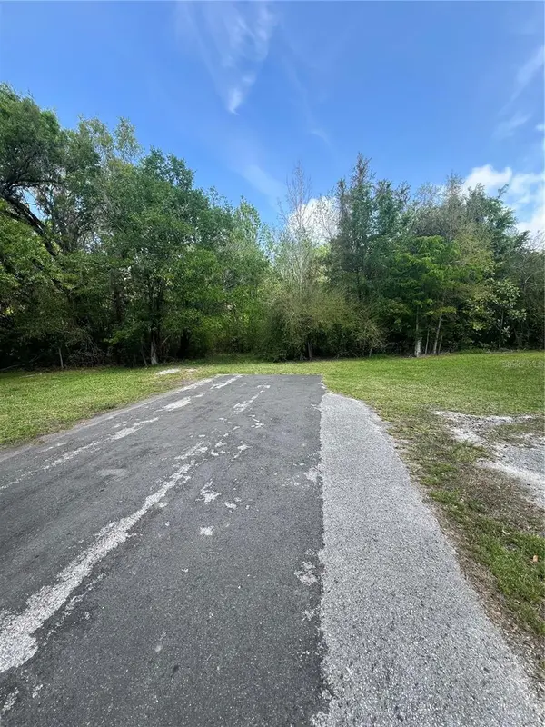 9155 PARRISH AVE, Brooksville, FL 34601