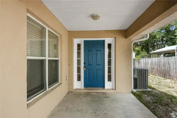 305 W FOUNTAIN ST, Fruitland Park, FL 34731