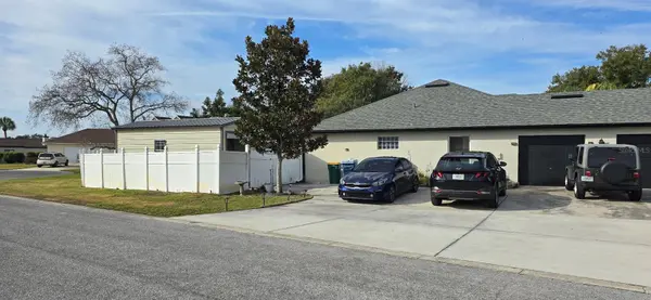 336 LAKECREST DR, Tavares, FL 32778