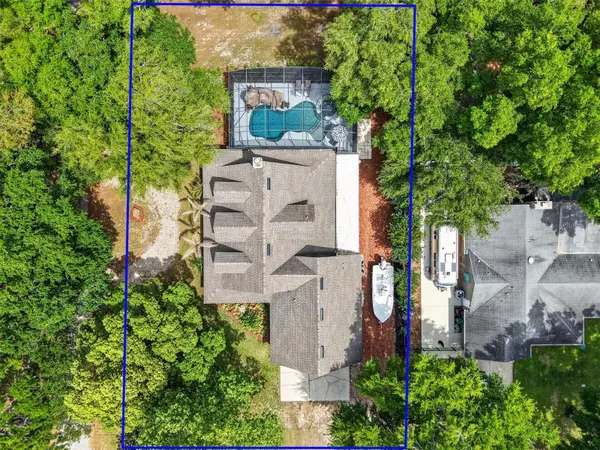 250 N WALKER ST, Oakland, FL 34760