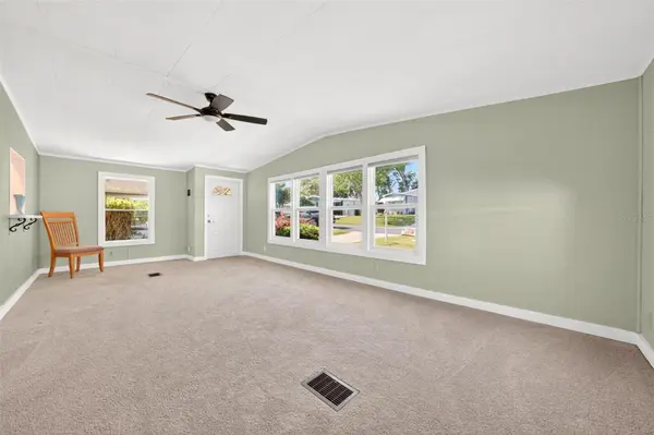 516 JASON DR, Lady Lake, FL 32159