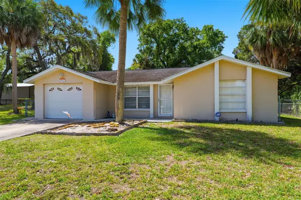 8704 LONG BOAT LN, Hudson, FL 34667