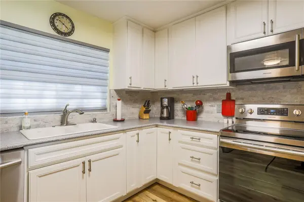 260 S CENTRAL AVE, Umatilla, FL 32784