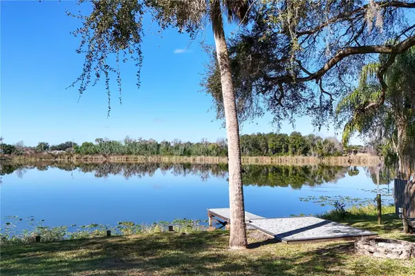 264 S CENTRAL AVE, Umatilla, FL 32784