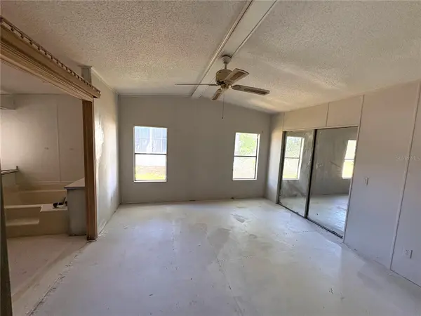 25034 BETTON HL, Leesburg, FL 34748