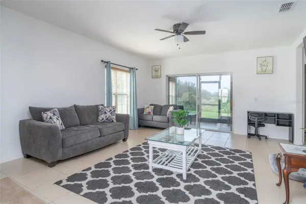 212 PRIMROSE DR, Davenport, FL 33837