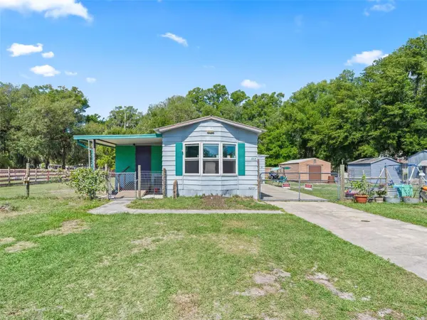 10114 SE 24TH ST, Webster, FL 33597