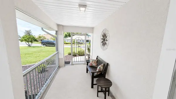 5277 INDIAN OCEAN LOOP, Tavares, FL 32778