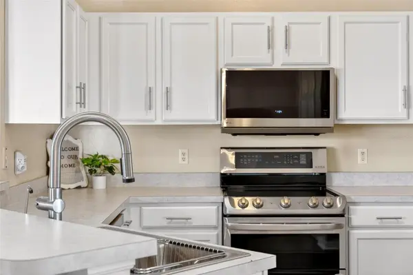 25073 RIVERWALK DR, Leesburg, FL 34748