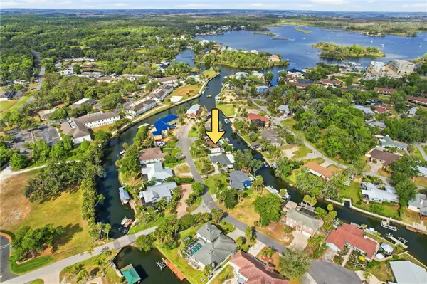 9235 W HARBOR ISLE CT, Crystal River, FL 34429