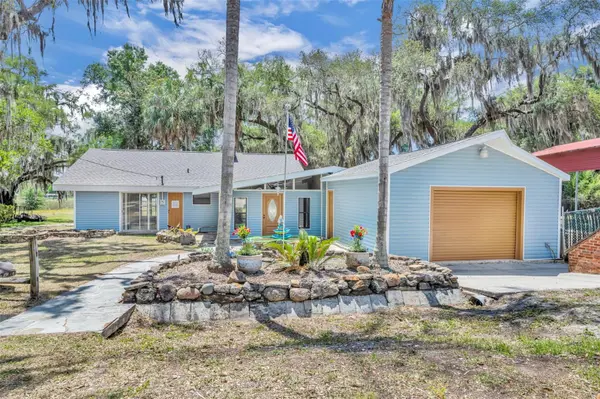 13450 SE 105TH TER, Ocklawaha, FL 32179