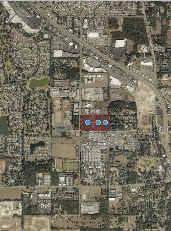 451 ROLLING ACRES RD, Lady Lake, FL 32159