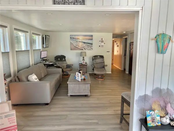 121 TAMARISK WAY, Leesburg, FL 34748