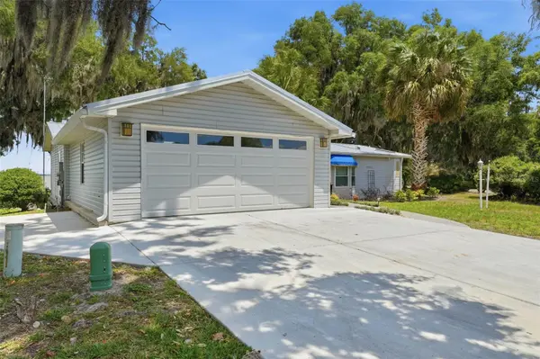 119 LAKE SHORE CIR, Leesburg, FL 34788