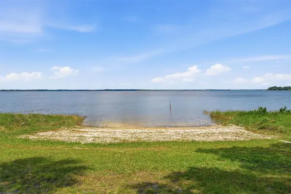 119 LAKE SHORE CIR, Leesburg, FL 34788