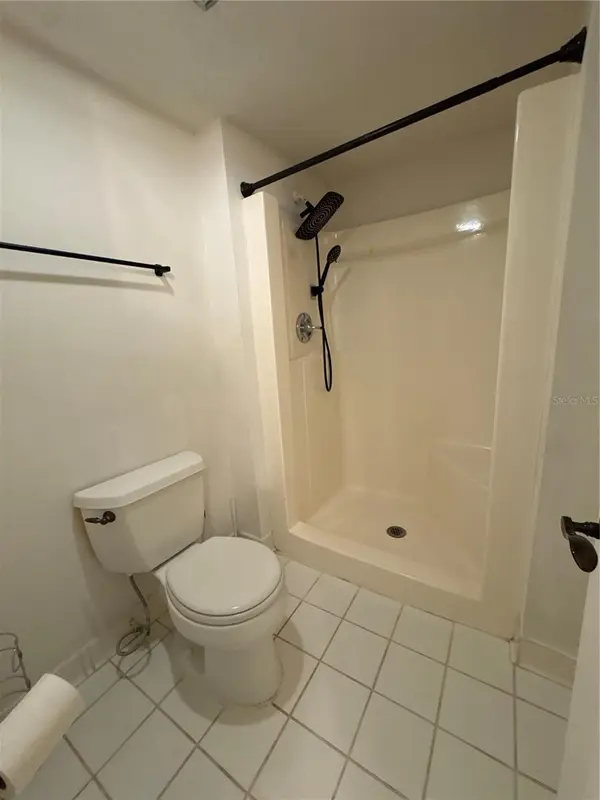 2010 CORNER LAKE DR #2010, Haines City, FL 33844