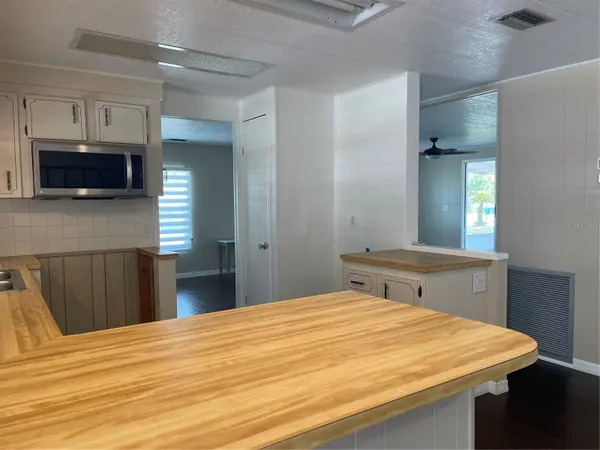 52 N BOBWHITE RD, Wildwood, FL 34785