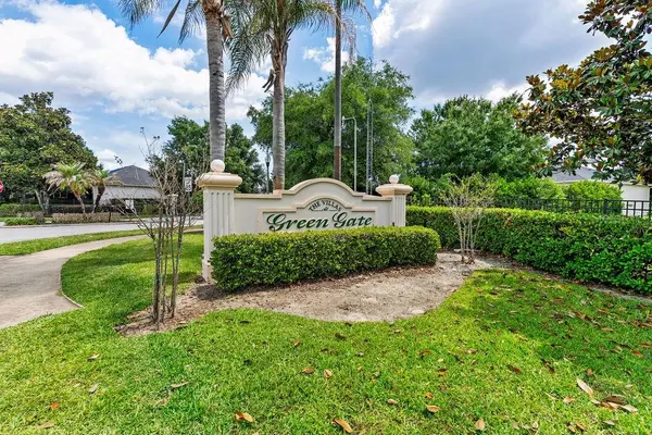 1016 GREEN GATE BLVD, Groveland, FL 34736