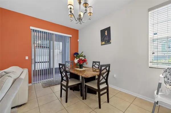 9118 SHEPTON ST, Orlando, FL 32825
