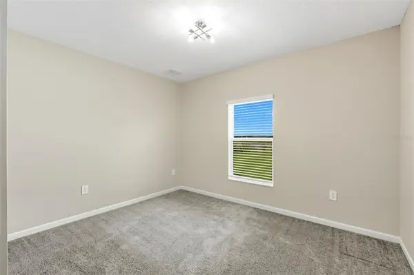 724 DARING DR, Davenport, FL 33837