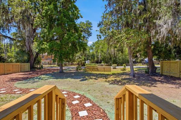 816 WOODLAND AVE, Leesburg, FL 34748