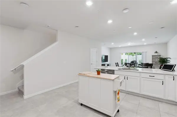 1995 CANNY CV, Winter Park, FL 32792