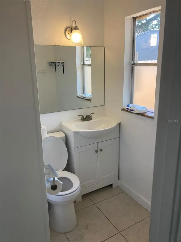 1401 E ALFRED ST #3, Tavares, FL 32778