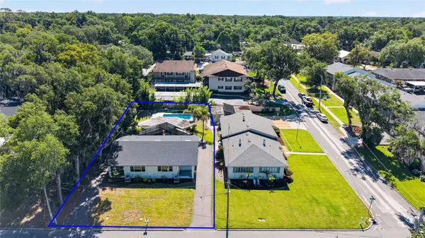 1012 N BAKER ST, Mount Dora, FL 32757