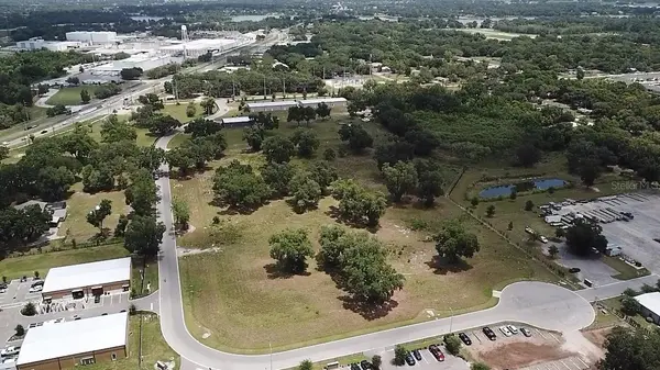 1060 DUCK BOX RD, Umatilla, FL 32784