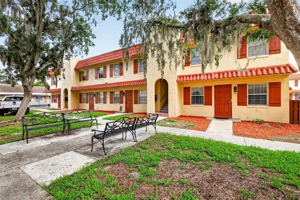 1112 W MAIN ST #E7, Leesburg, FL 34748