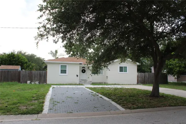 6014 CEDAR ST NE, St Petersburg, FL 33703