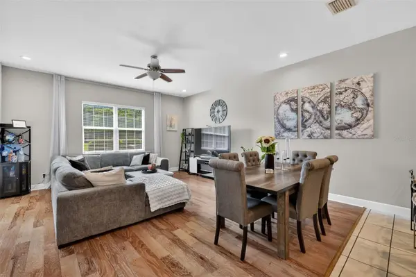 1028 GREEN GATE BLVD, Groveland, FL 34736