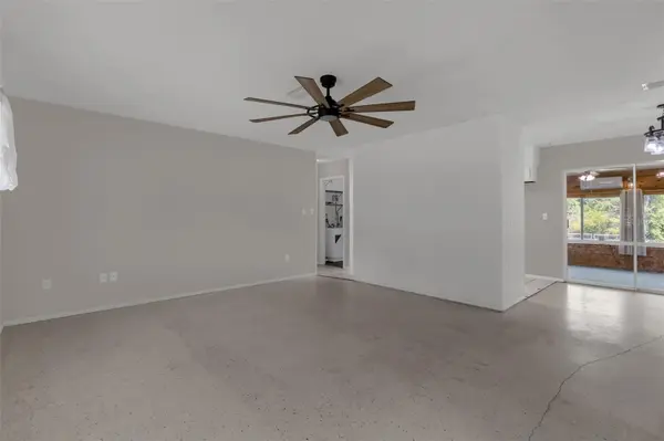 35505 CRESCENT DR, Fruitland Park, FL 34731