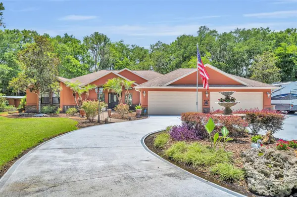 4885 CR 307, Lake Panasoffkee, FL 33538