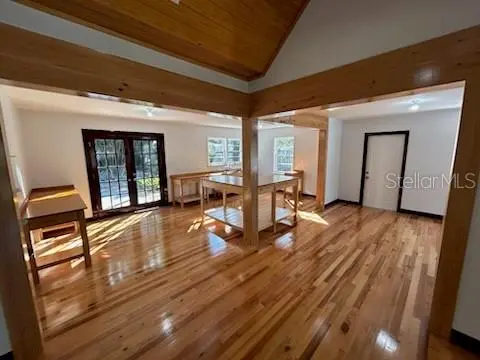 1027 NW 11TH AVE, Gainesville, FL 32601