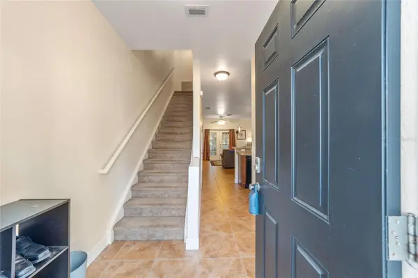 2915 SW 35TH PL #102, Gainesville, FL 32608