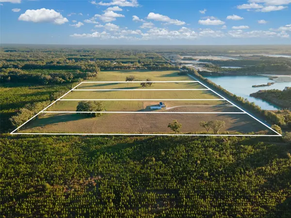 001 NW 202ND ST, Newberry, FL 32669