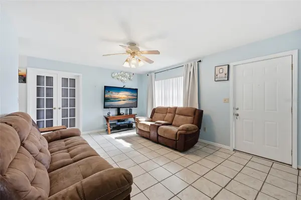 4916 SW 57TH DR, Gainesville, FL 32608