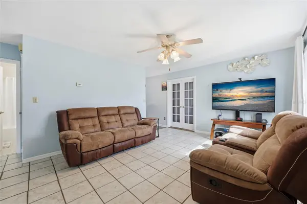 4916 SW 57TH DR, Gainesville, FL 32608