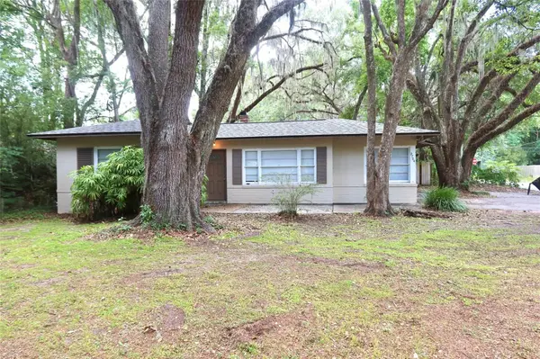2704 NW 1ST AVE, Gainesville, FL 32607