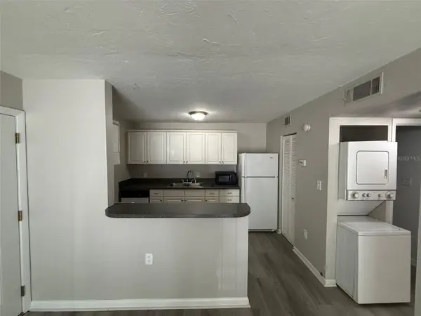 1035 SW 9TH ST #1, Gainesville, FL 32601
