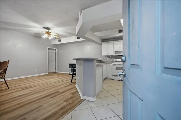 4945 NW 1ST PL, Gainesville, FL 32607