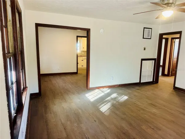 228 NW 4TH AVE, Gainesville, FL 32601