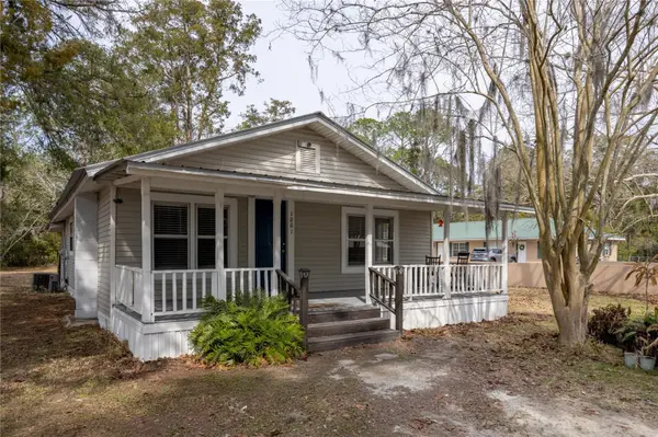 1001 NE 2ND AVE, Trenton, FL 32693