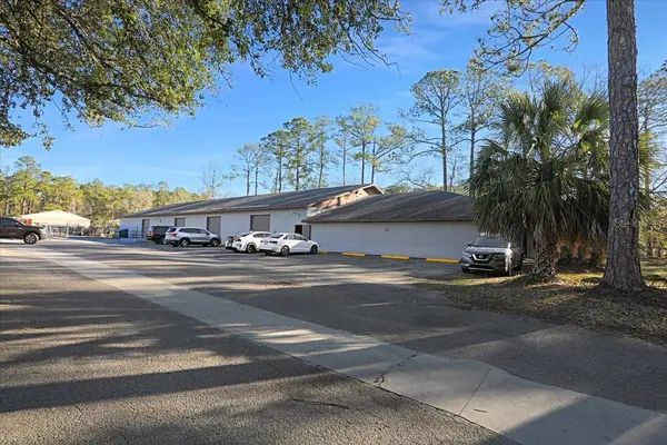 2300 NW 71ST PL, Gainesville, FL 32653