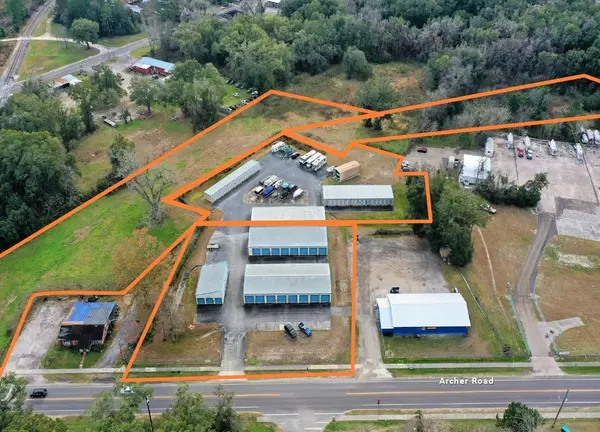 16881 SW ARCHER RD, Archer, FL 32618