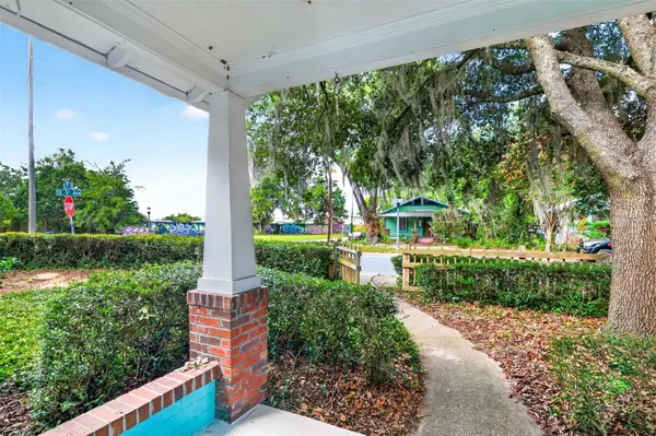 433 SE 7TH ST, Gainesville, FL 32601